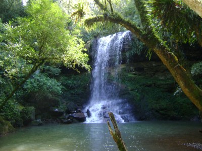 Cascata da Caverna dos Bugres